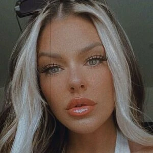 Lauren Harris