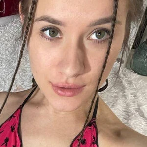 JuliaShee
