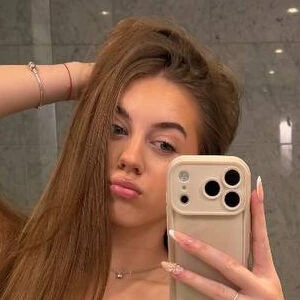 cuteskylarr