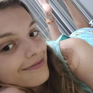 Anna Cute Feet