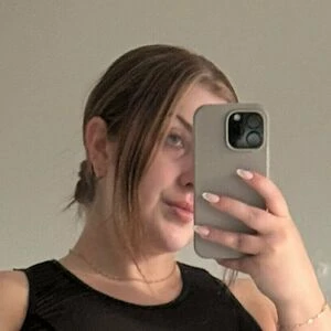 Elliesapplepie Britishbaddie Ellieapples