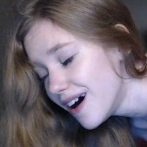 Annie Sweetyxx