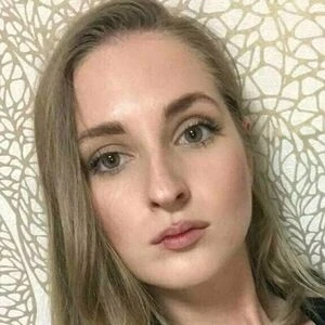 ashley_blonde