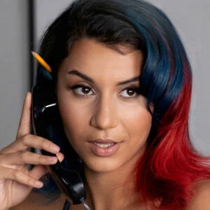Roxi Sinner