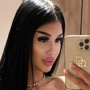 ariannalips