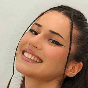 Silvia Ailaughatmyownjokes