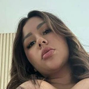 Tati Oficial19
