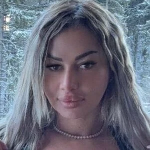 KirstieVegas
