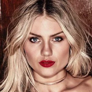 Elyse Knowles