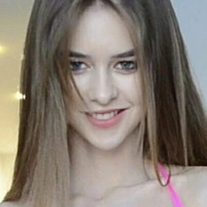 AvrilDollX