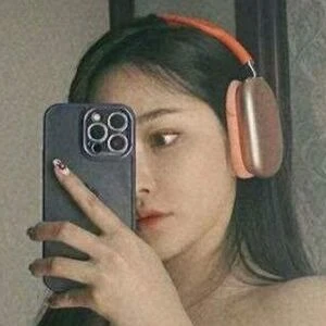 Syx Hitomi