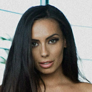 Becky Louise Fowler
