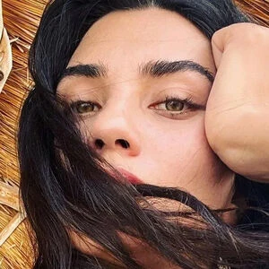 Tuba Buyukustun