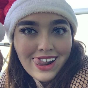 Yiovanna20