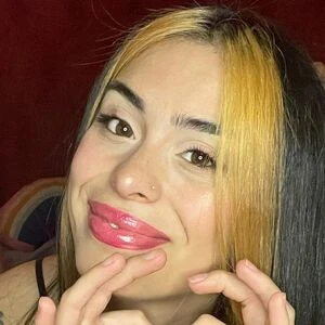 kaylaninewman