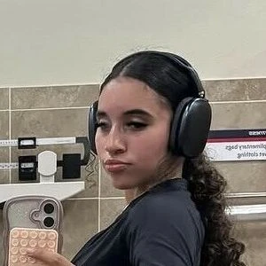 Nikkigarciaa_