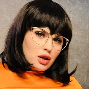 Velma Cosplay