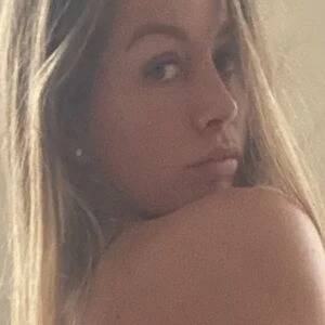 KaylaSweetx