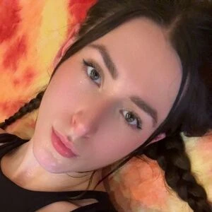 ashley.something