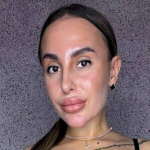 alinaaxxx