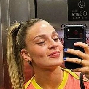 Giovana Queiroz Costa Garbelini