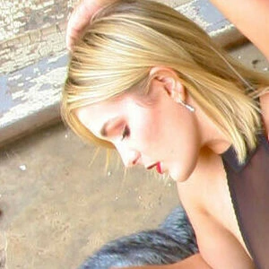 kaleen_moi