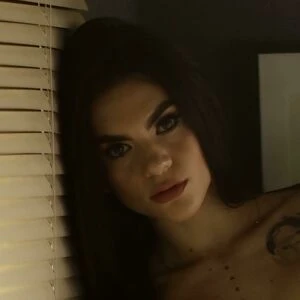 cinthia_jones2