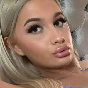 Izadollaa
