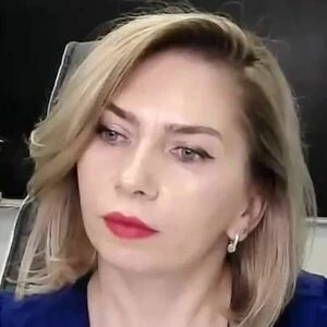 Anna_glamlovely