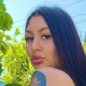 vikkivalentine9