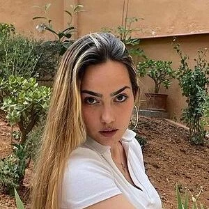 Sarita Langreo