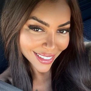 Stephanie Silveira