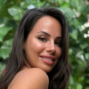 Emmanuelle P G