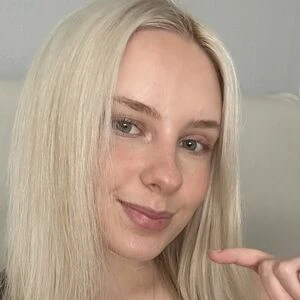 snwbnnyclaire