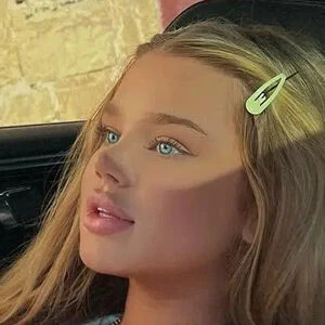 Veronika Vero