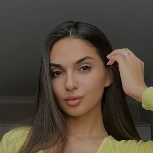 emilyemrata2