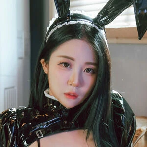 Girlcrush Bomi