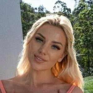 sofa_lynn