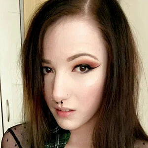 Courtney Sins