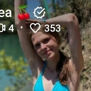 sarahlng04/Sarah Lea