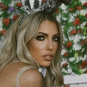bruna.mar1n