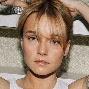 louisecaen