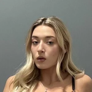 kiannabigtits