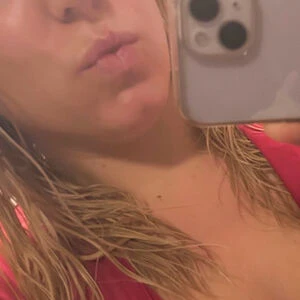 LinaBoobs