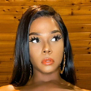 Dra Fernanda Iris