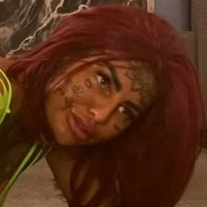 QueenBeeOfficiall