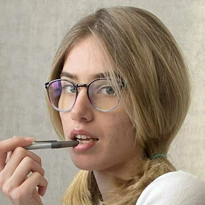 elisa_holt