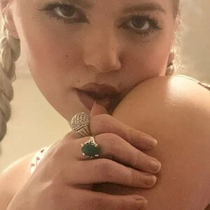 imthereallunarbabe
