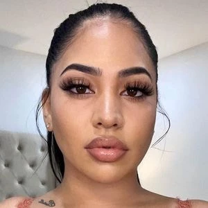 ysabel27