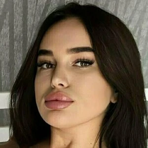 zoe_cox